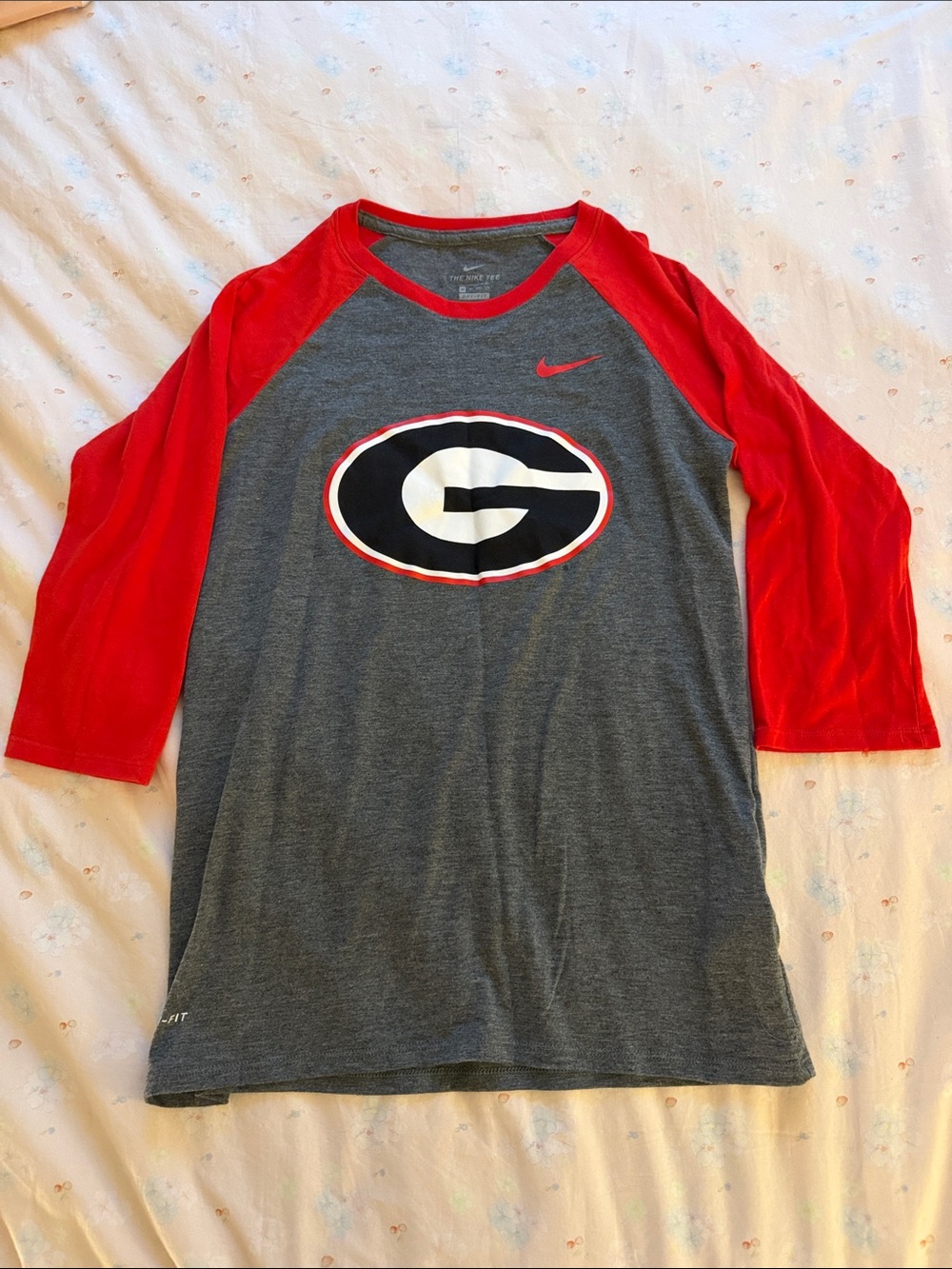 Nike Gray and Red Georgia Bulldogs Baseball Tee